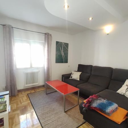 Apartamento Pamplona a 10 minutos del centro Exterior foto