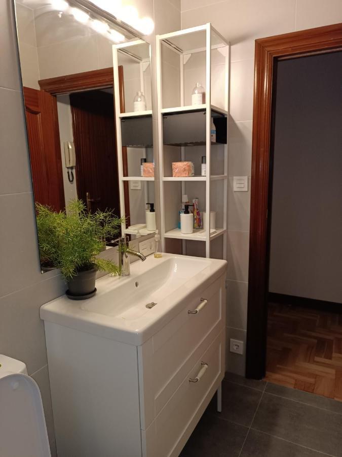 Apartamento Pamplona a 10 minutos del centro Exterior foto